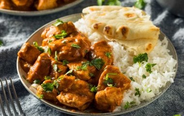 Espectacular pollo al curry con leche de coco, un clásico de la cocina asiática